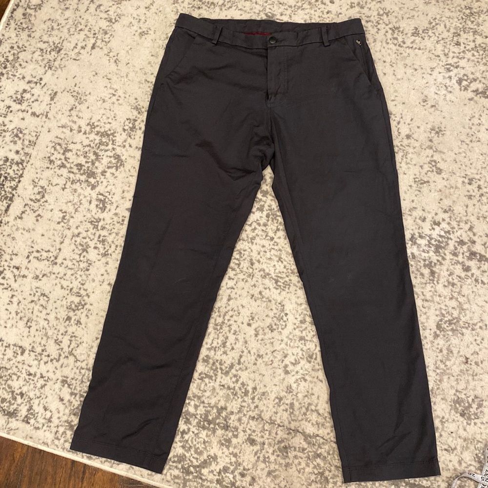 Lululemon Commission Slim nylon activewear Pants size 36 in EUC dark grey